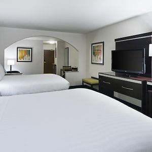 Queen Room Two Queen Beds Mobility Access Tub or Non-Smoking