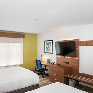 Standard Room Two Queen Beds